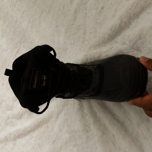 Canadiana| Black Thinsulate Boots Waterproof soles Black Laced Up - Picture 9 of 15